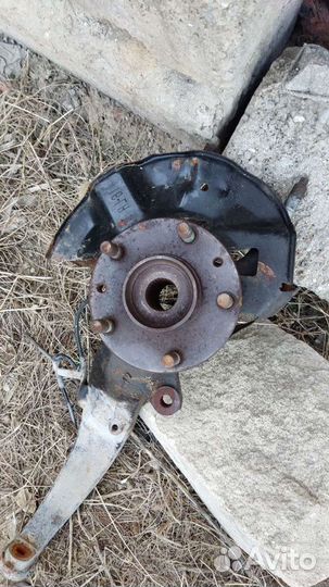 Ступица передняя,левая