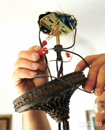 Плинтуса,монтаж,сборка,обои,ламинат,плитка