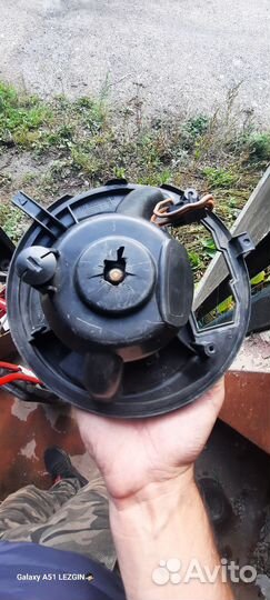 Вентилятор печки Jetta 5