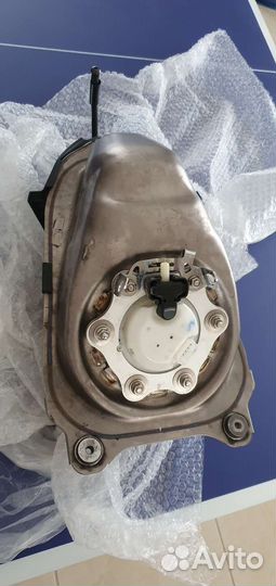 Honda crf 450r 2017 бензобак с насосом