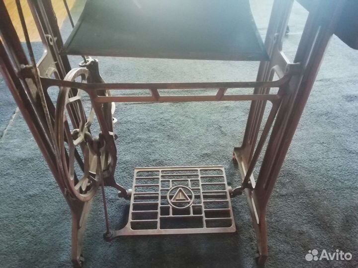 Швейная машинка Tikka