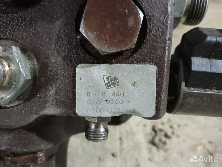 Гидрораспределитель на JCB 3CX