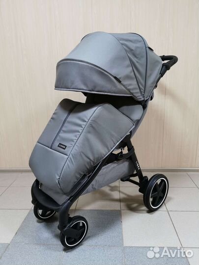 Прогулочная коляска Luxmom 730 Libra новая