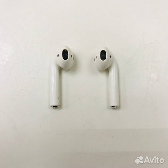 Беспроводные наушники Apple AirPods 2, № 372103
