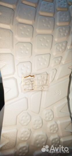 Женские кожаные кроссовки-слипоны Wun Der Spur