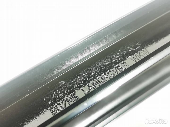 Молдинг двери задней правой Land Rover Range Rover