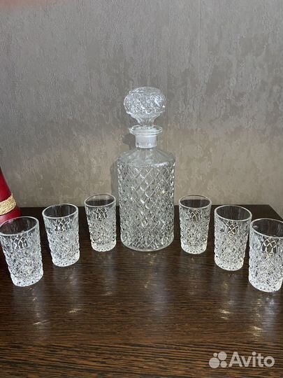 Набор графин и рюмки