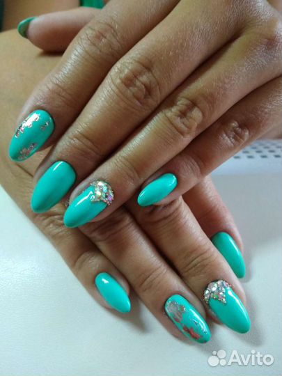 Маникюр педикюр