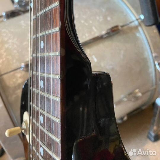 Электрогитара Epiphone les paul 100