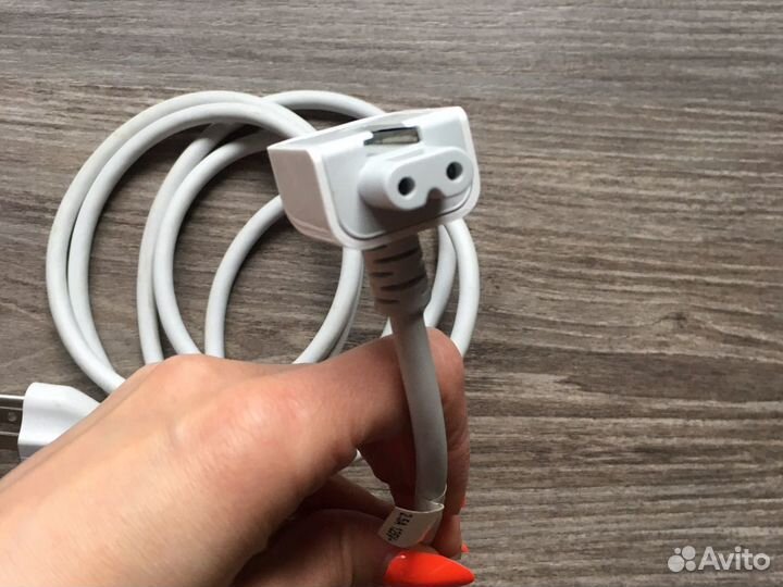 Кабель для Mac Book оригинал