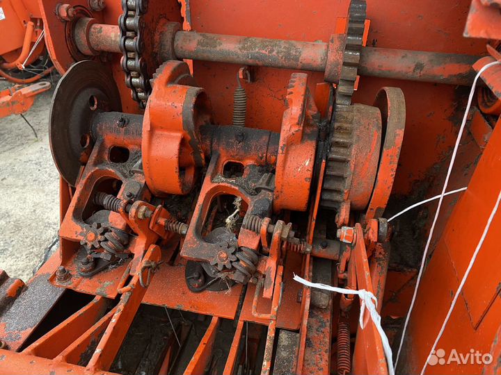 Пресс-подборщик Sipma Z224/1, 1998