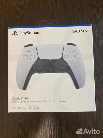 Геймпад DualSense PS5 / PlayStation 5 белые/черные