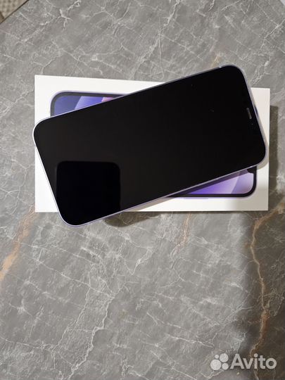 iPhone 12, 64 ГБ