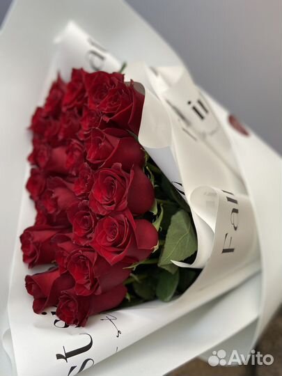 Розы красные Доставка цветов и букетов