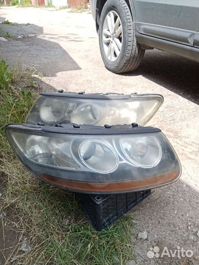 Фары Hyundai Santa Fe 2