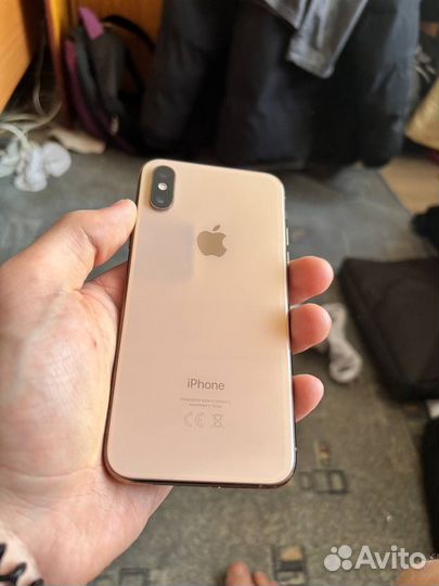iPhone Xs, 64 ГБ