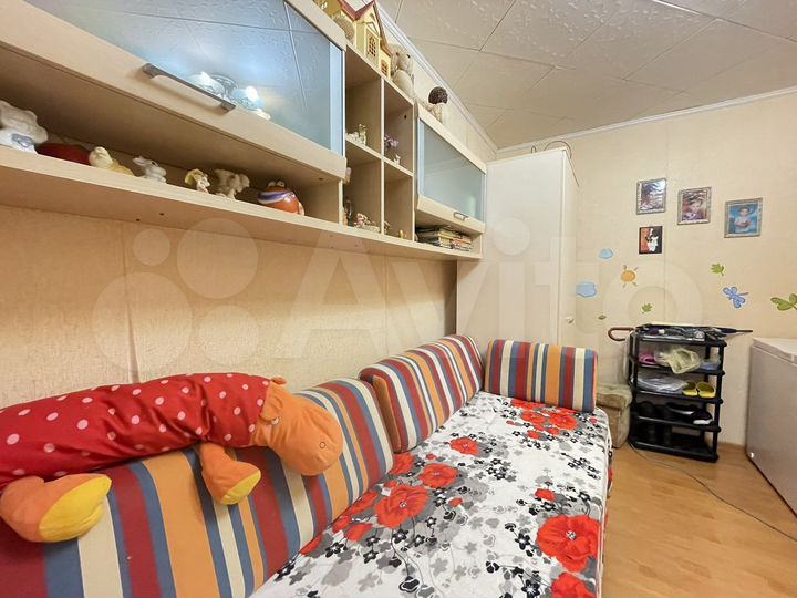 3-к. квартира, 42 м², 1/5 эт.