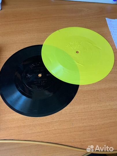 Продам гибкие грампластинки СССР (маленькие)