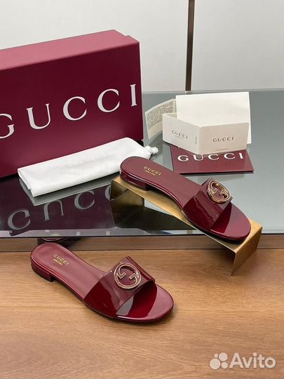Шлепанцы Gucci 2025