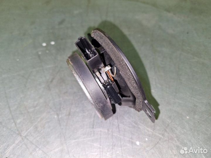 Динамик Opel Astra J хэтчбек 2009-2015