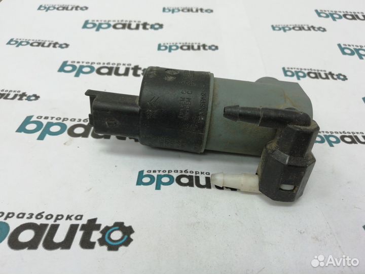 Моторчик омывателя ветрового стекла 28920-BU010