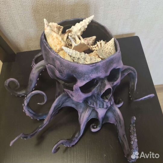 Череп-осьминог, ваза, конфетница, кашпо