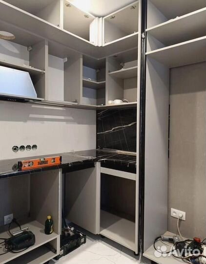 Кухня с островом на заказ с гарантией