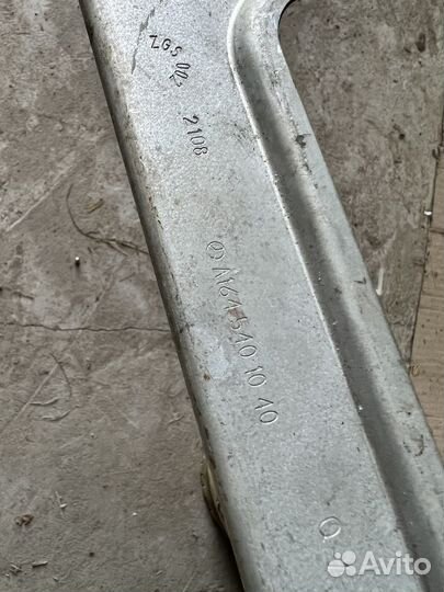 Кронштейн услилителя звука W164 Mercedes