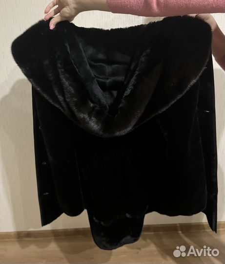 Шуба мутоновая с капюшоном из норки 42-44 р