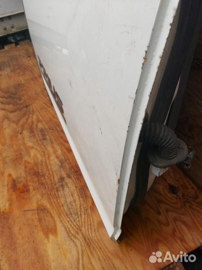 Дверь задняя правая Toyota Prius 2 NHW20