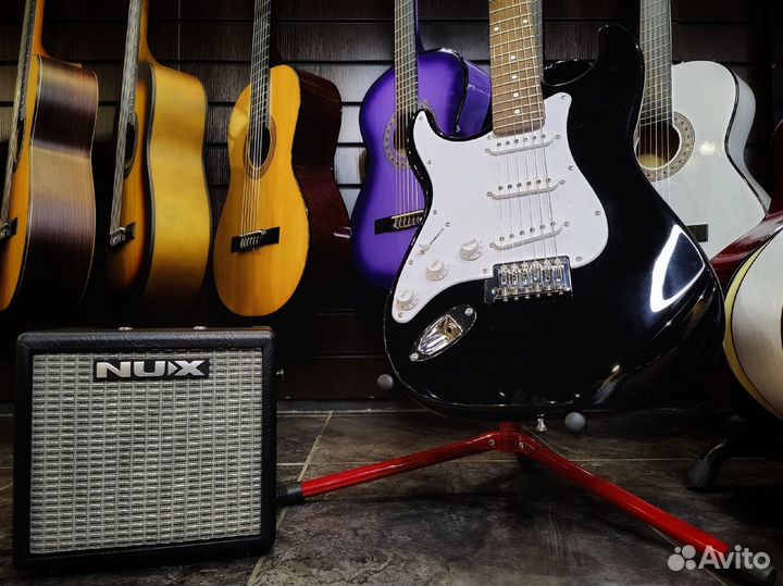 Леворукая Электрогитара + комбик (комплект)