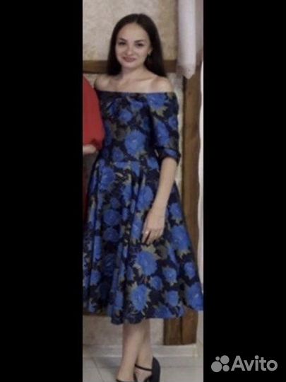 Платье 42