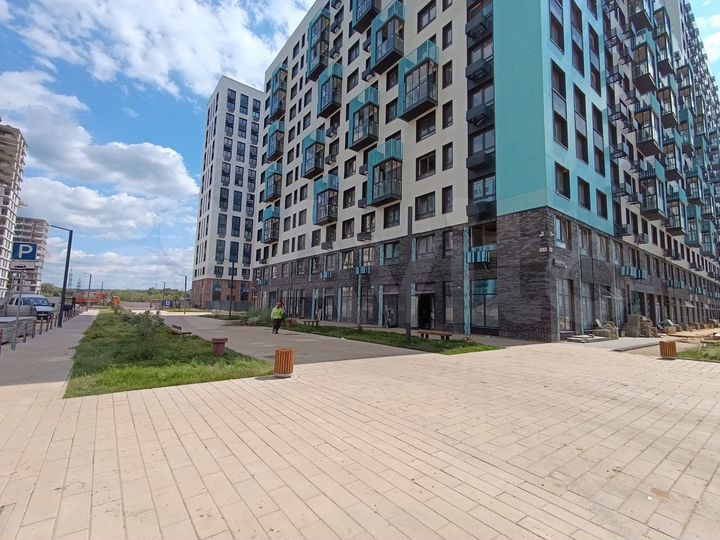 Угловое помещение на перекрестке ЖК 60.4 м² Аренда