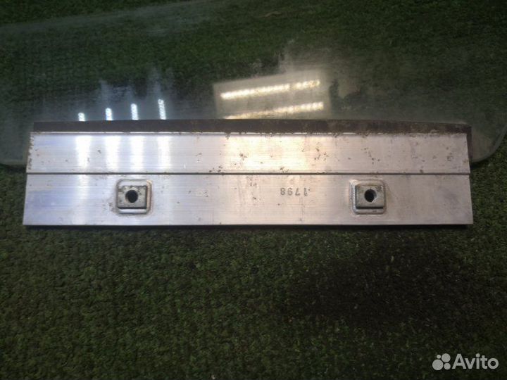 Стекло двери переднее левое Opel Corsa D 2006-2015