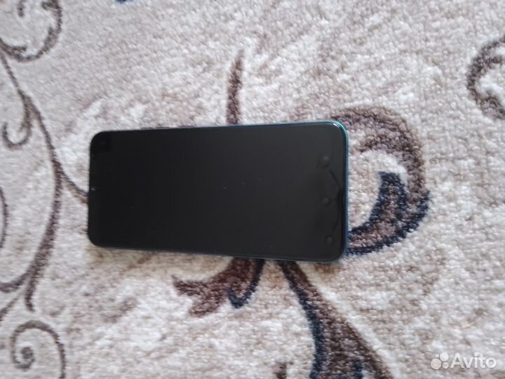 Телефон techno spark 6 GO