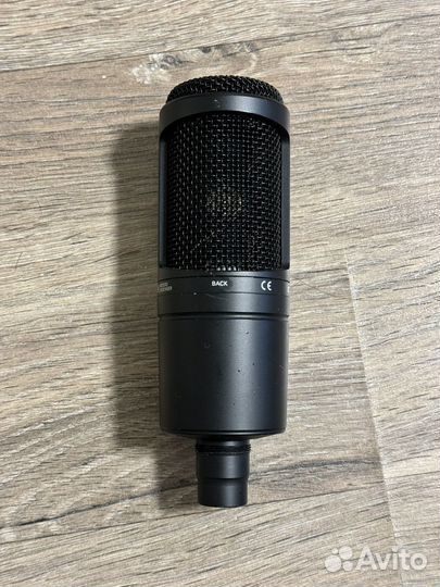 Микрофон студийный Audio-technica AT2020
