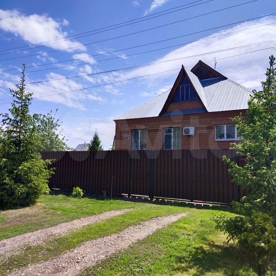 Дом 283,9 м² на участке 8 сот.