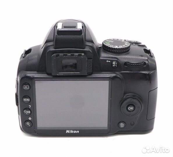 Nikon D3000 body (пробег 28780 кадров)