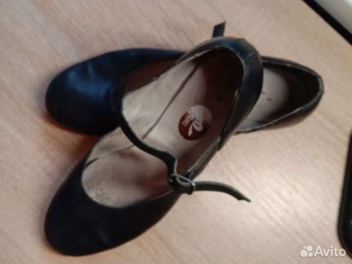 Туфли для народных танцев