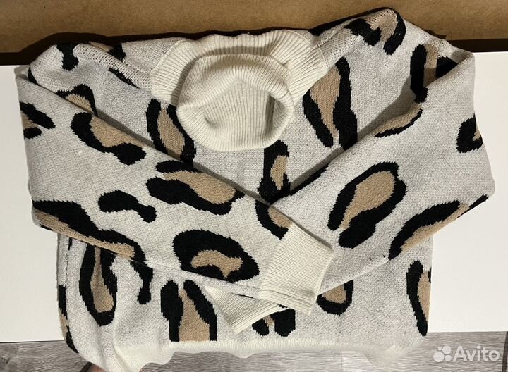 Свитер женский оверсайз