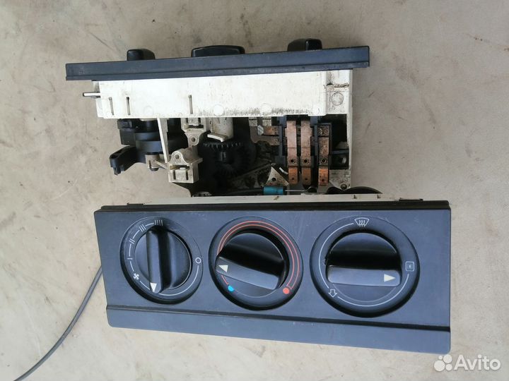 Блок управления отопителем для Audi 80/90 (B3)