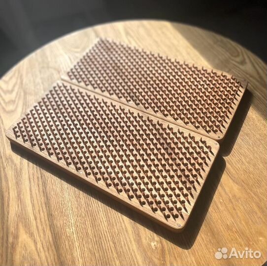 Доска садху с медными гвоздями