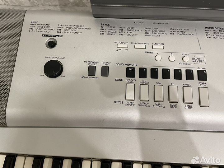 Синтезатор yamaha portable grand dgx-230