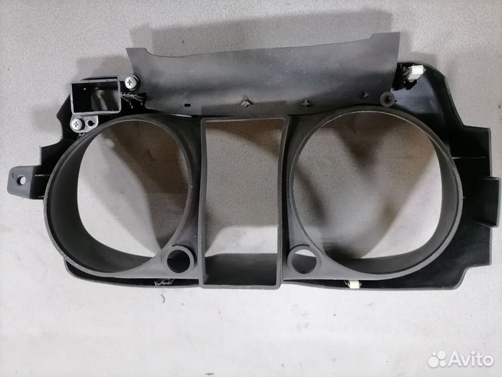 Накладка панели приборов для Mitsubishi Outlander