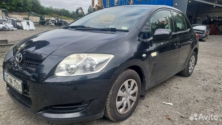 Бачок омывателя toyota auris E150