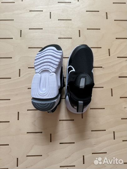 Кроссовки nike детские