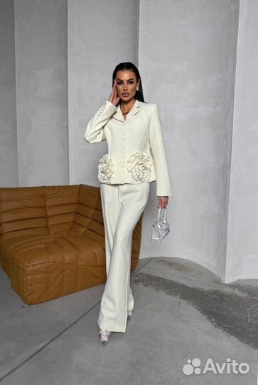 Костюм брючный valentino