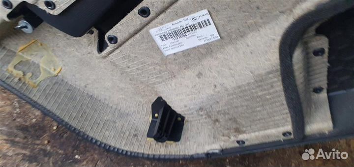 Обшивка двери задней правой Opel Astra H 2004-2014