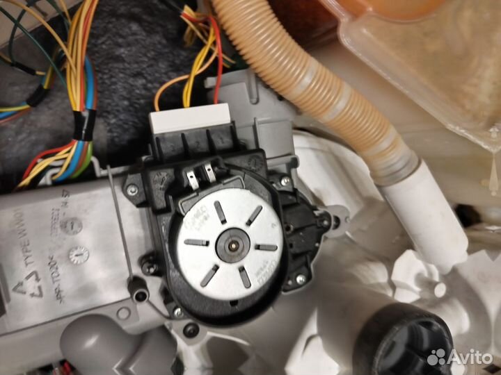 Актуатор посудомойки Bosch SRV55T03EU/37