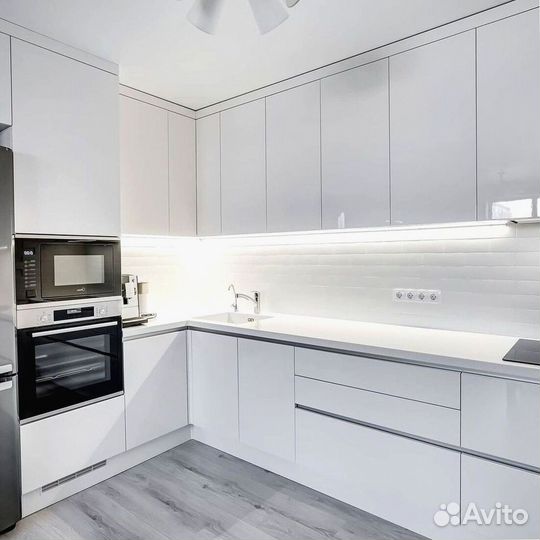 Кухня на заказ. Доставка и сборка